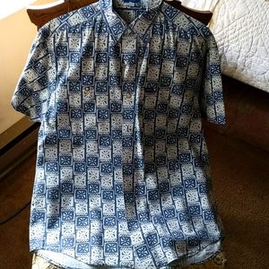 Men's Guess M shirt